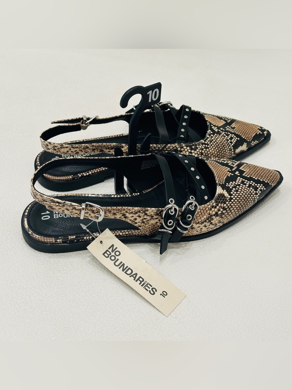 🔥NWT No Boundaries Snake-Print Pointed Slingback Flats in Brown and Black 🖤